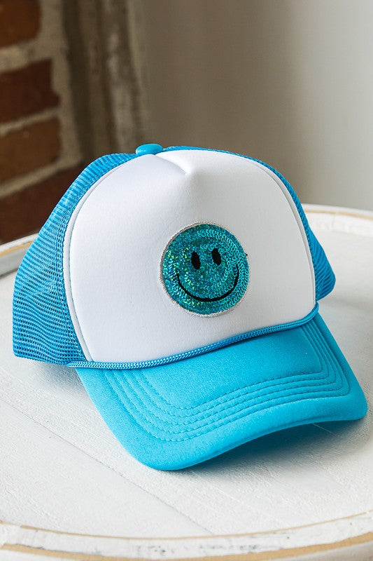 Load image into Gallery viewer, Summer smiley face patch two tone trucker hat
