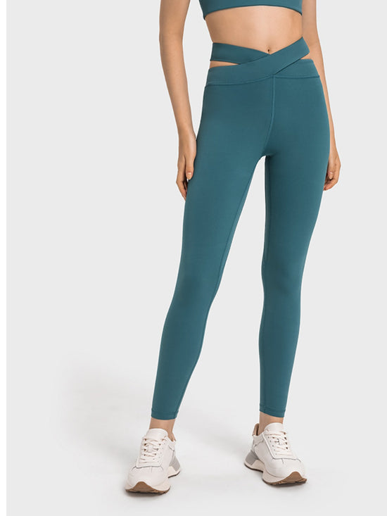 Load image into Gallery viewer, Crisscross Cutout Sports Leggings

