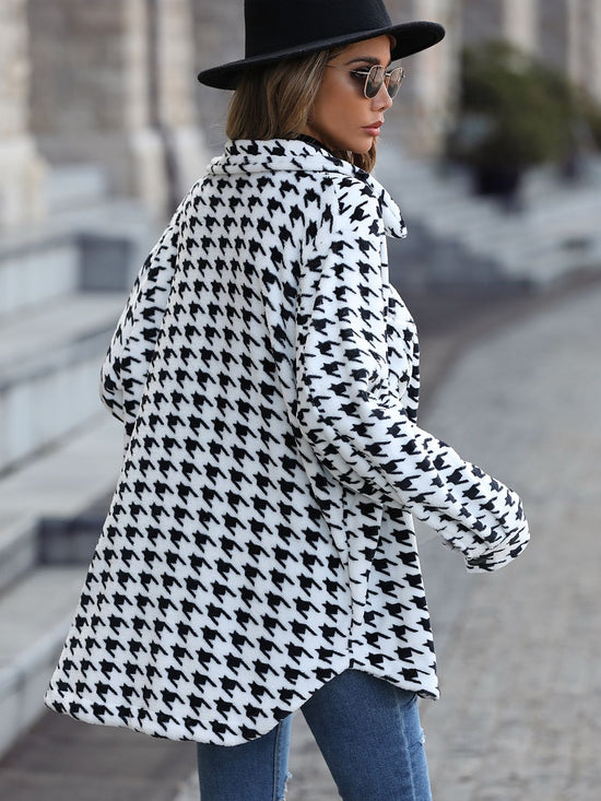 Load image into Gallery viewer, Houndstooth Button Down Jacket
