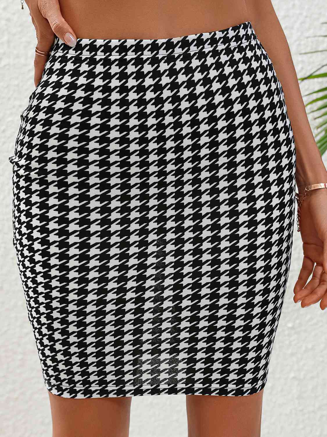 Load image into Gallery viewer, Houndstooth High Waist Mini Skirt
