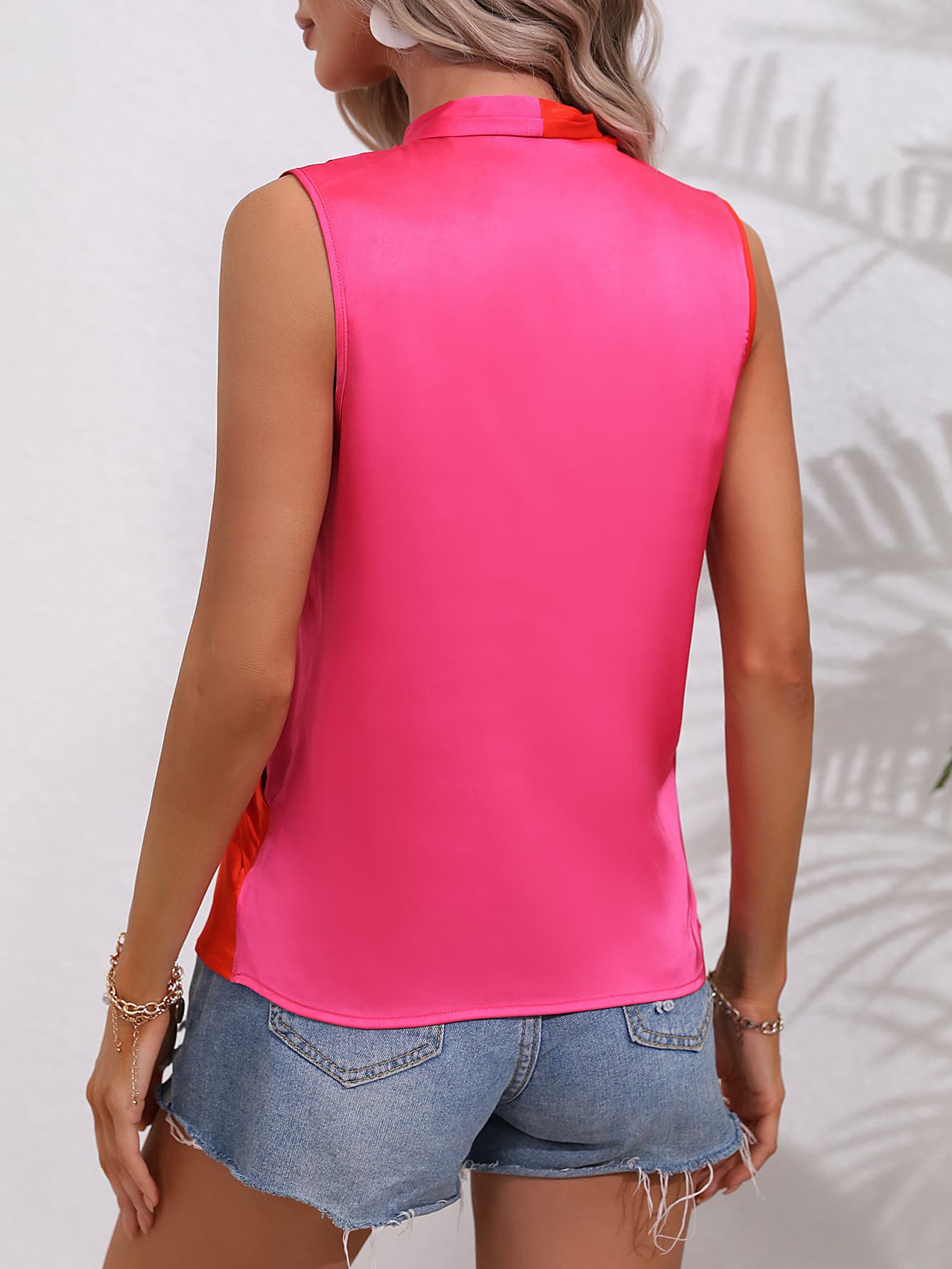 Load image into Gallery viewer, Two-Tone Surplice Neck Tank

