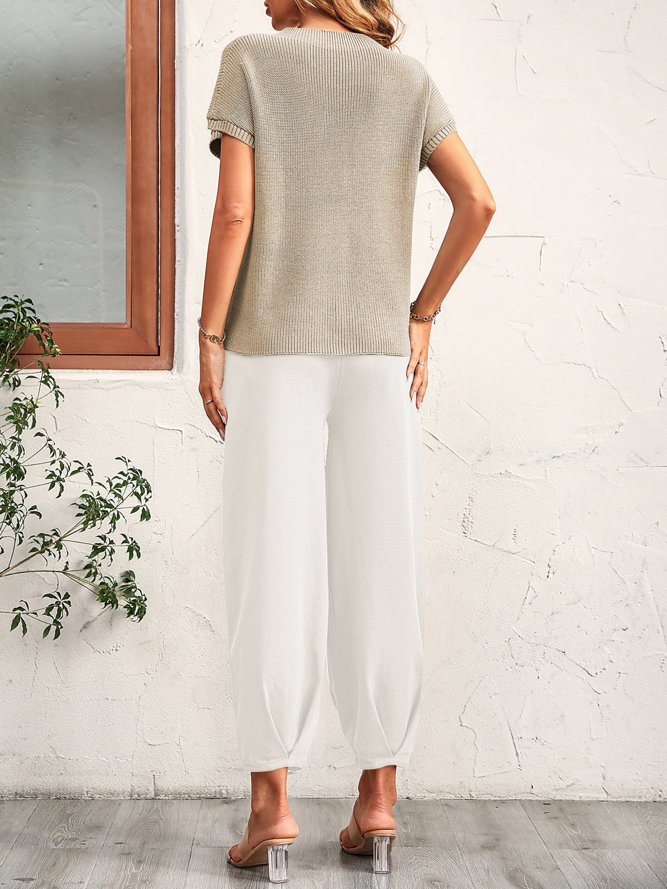 Load image into Gallery viewer, Round Neck Raglan Sleeve Tee and Long Pants Set
