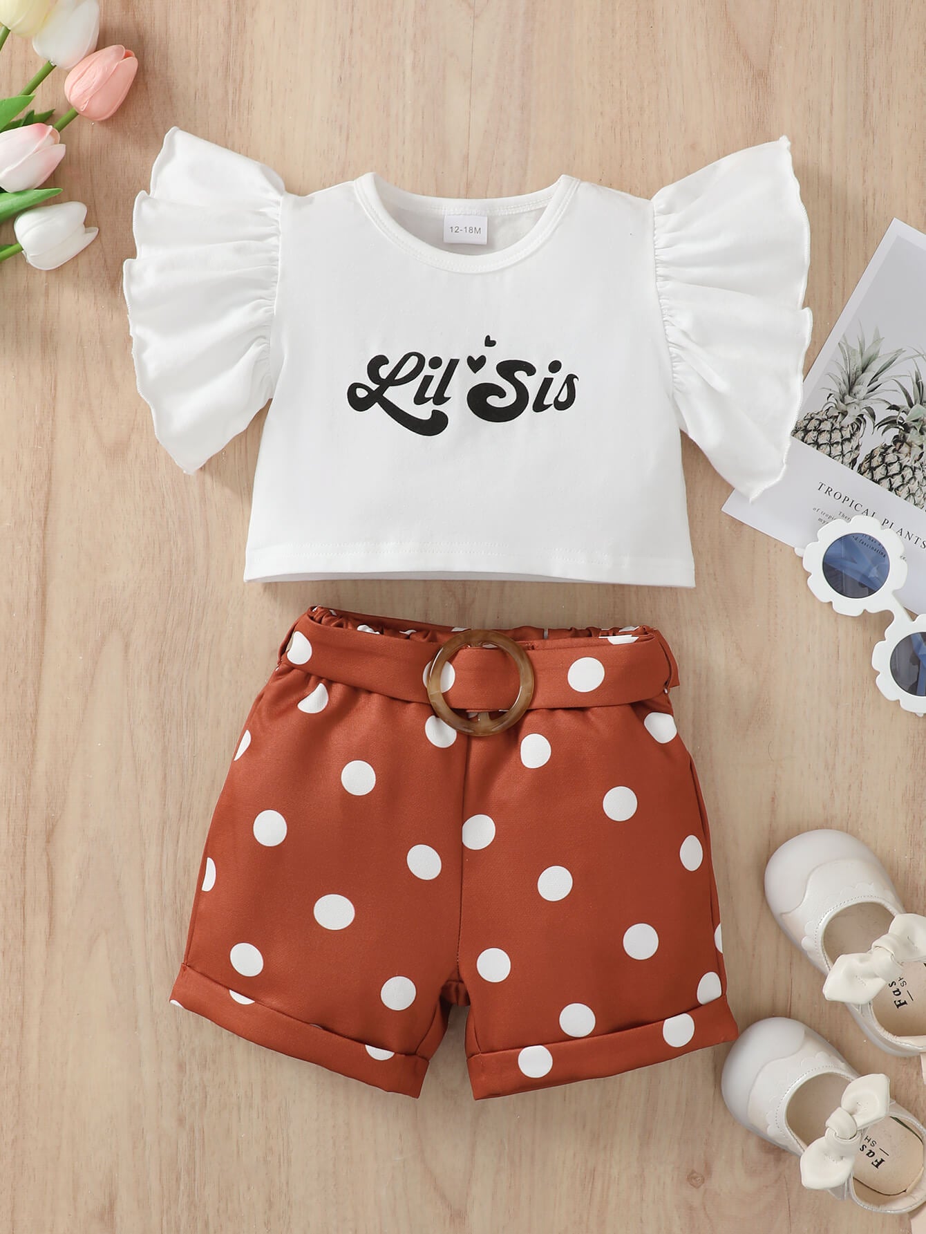 Load image into Gallery viewer, Girls Graphic Butterfly Sleeve Top and Polka Dot Shorts Set
